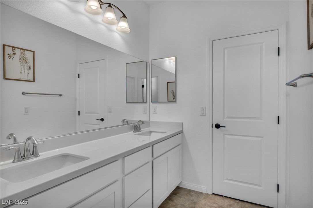 8055 Tank Loop Street Property Photo 32
