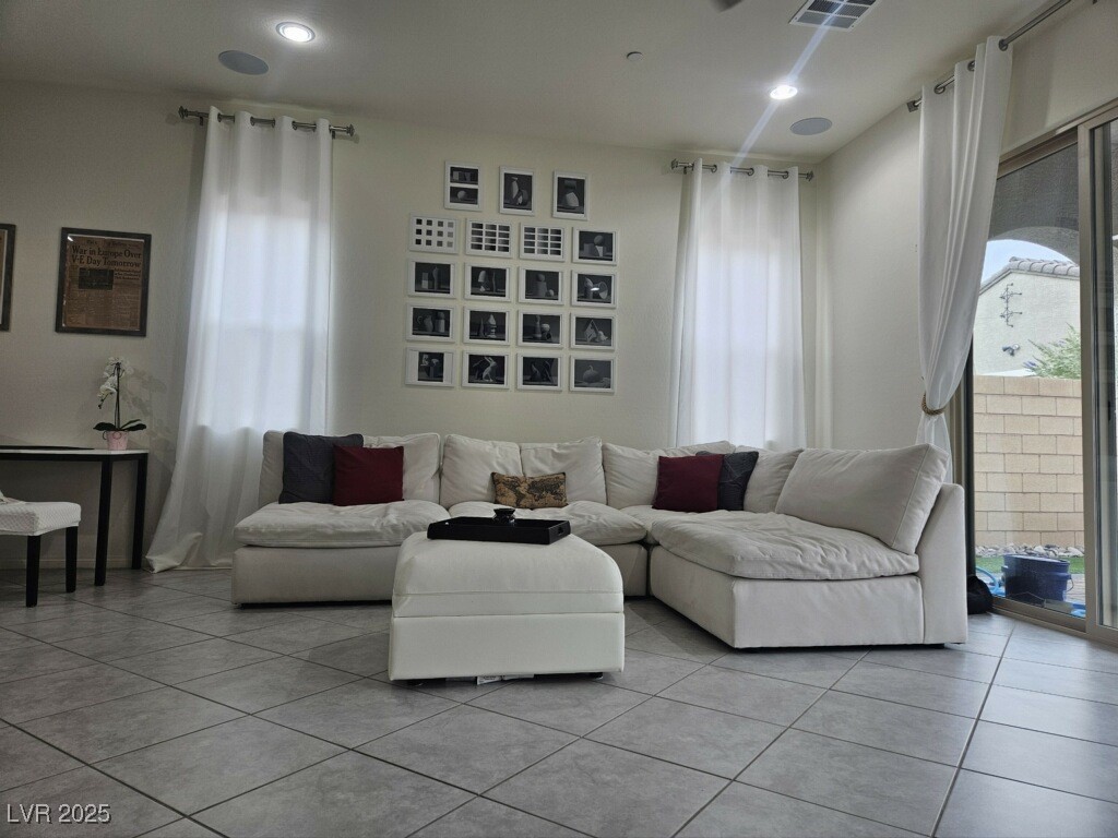782 Omaggio Place Property Photo 3