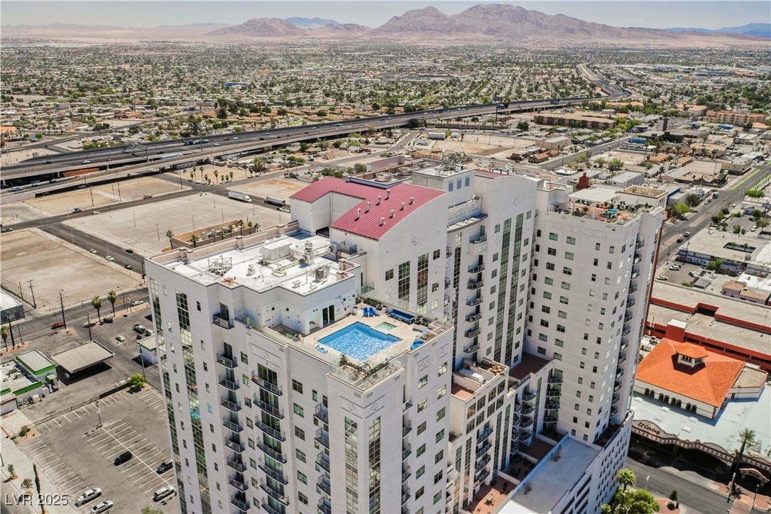 150 Las Vegas Boulevard 2115 Property Photo 1