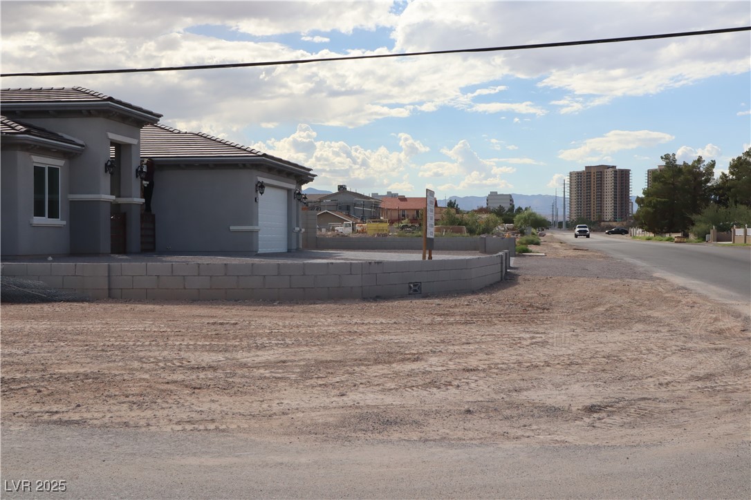 197 East Shelbourne Avenue Property Photo 32