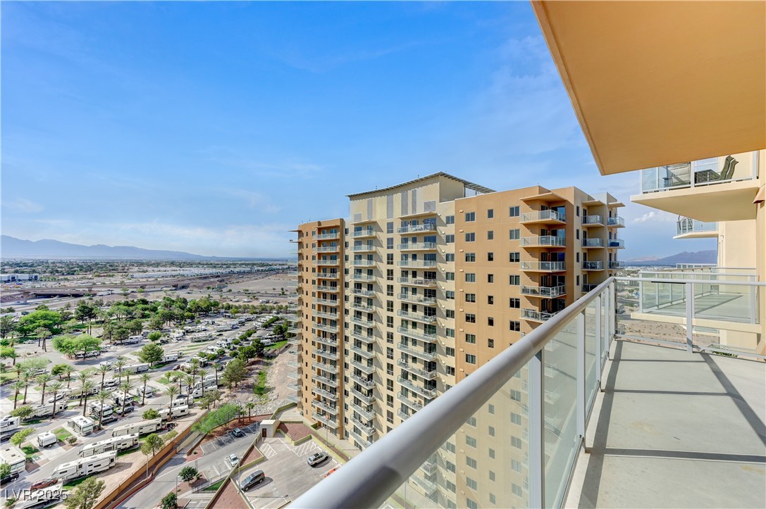 8255 Las Vegas Boulevard 1816 Property Photo 27