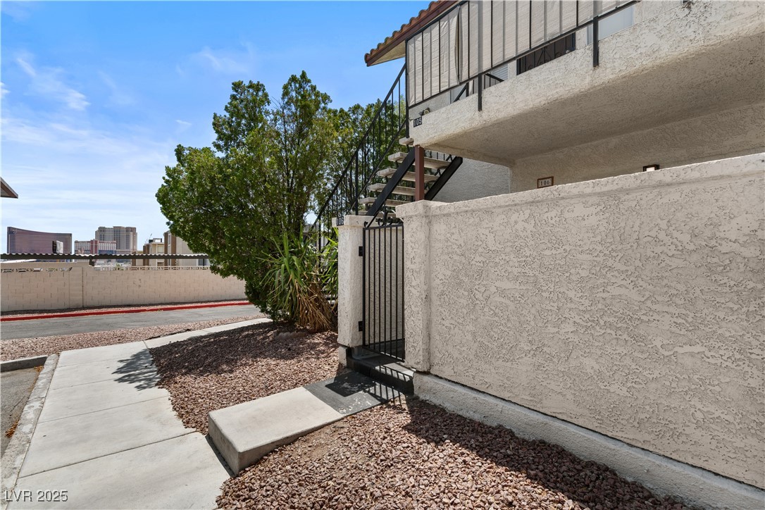 3923 Gogo Way 106 Property Photo 32