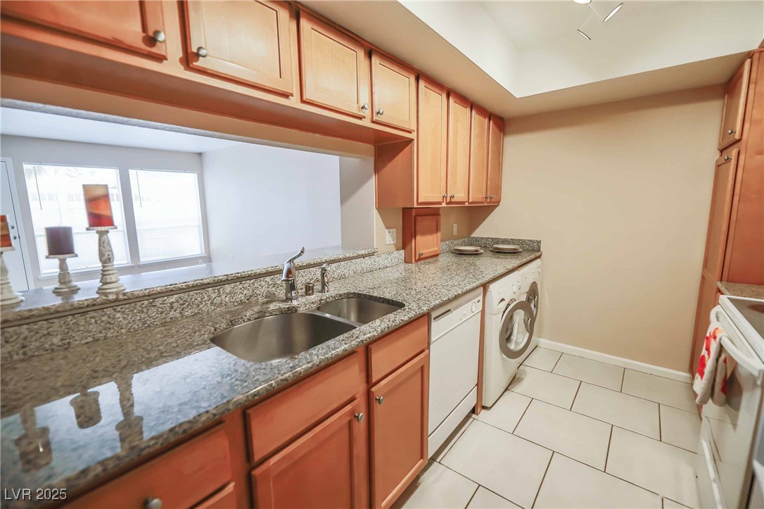 683 Oakmont Avenue 3505 Property Photo 11