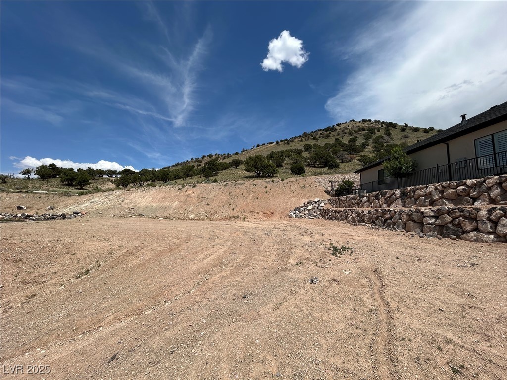 1490 Knolls Street Property Photo 3