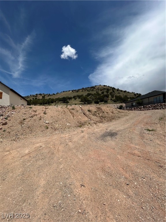 1490 Knolls Street Property Photo 4