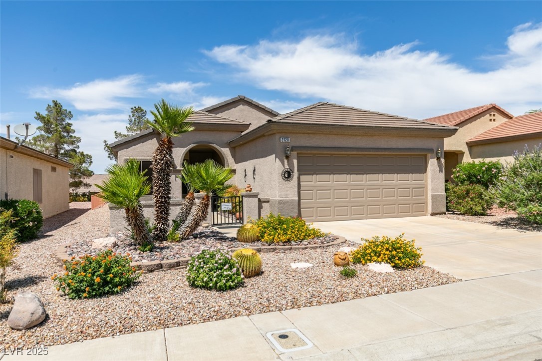 2120 Desert Woods Drive Property Photo 1