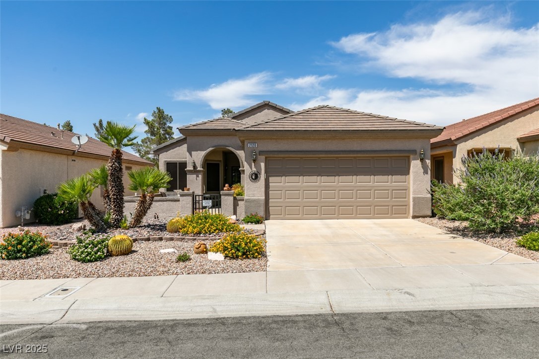 2120 Desert Woods Drive Property Photo 2