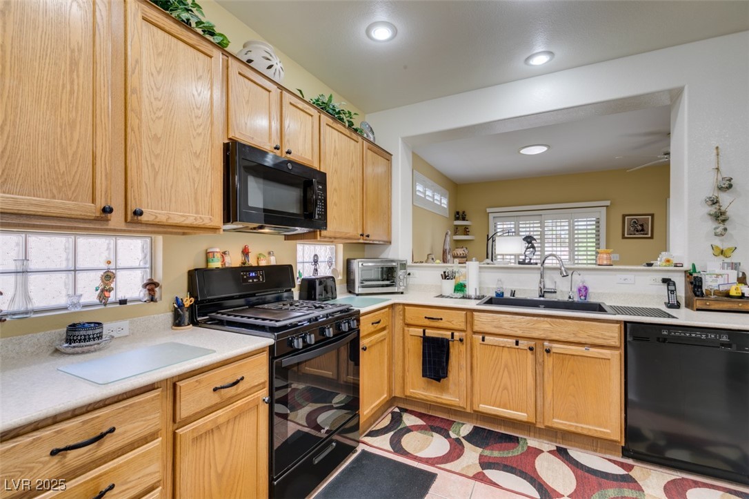 2120 Desert Woods Drive Property Photo 9