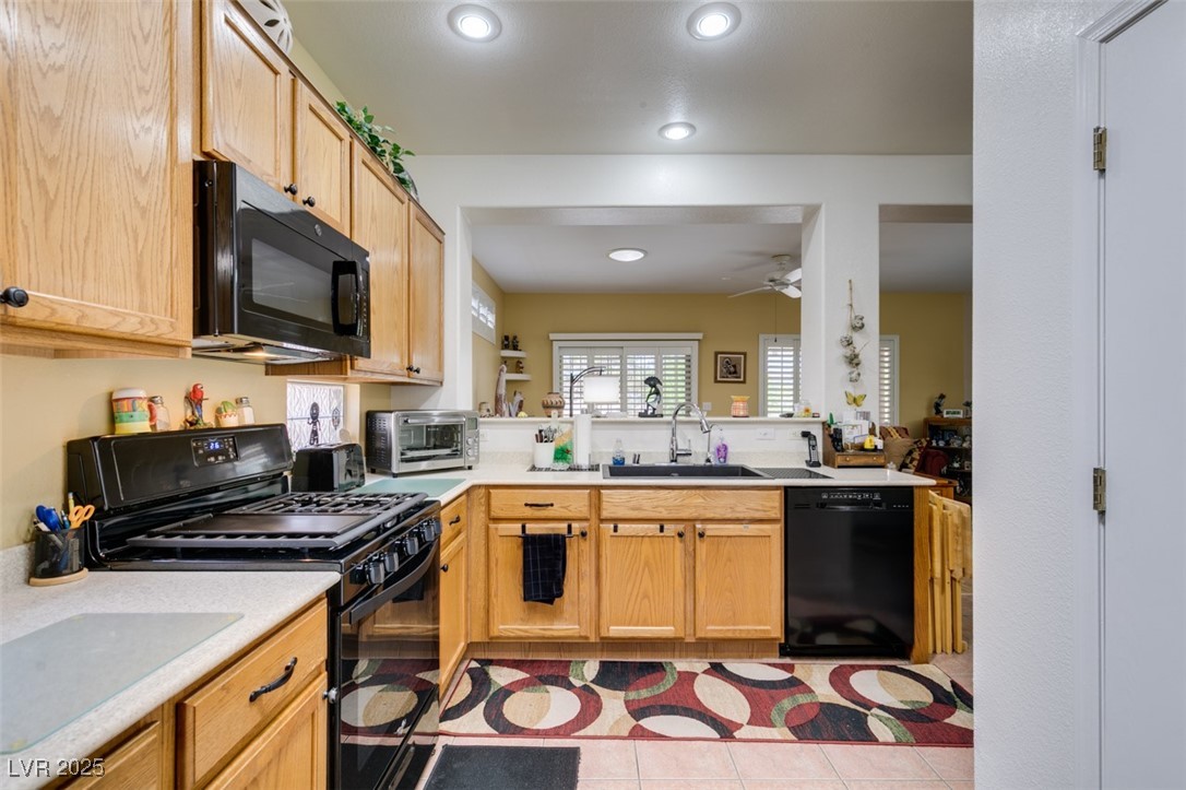 2120 Desert Woods Drive Property Photo 10