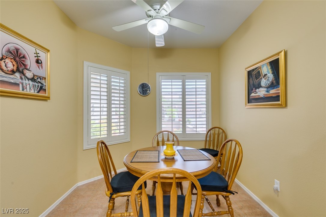2120 Desert Woods Drive Property Photo 11
