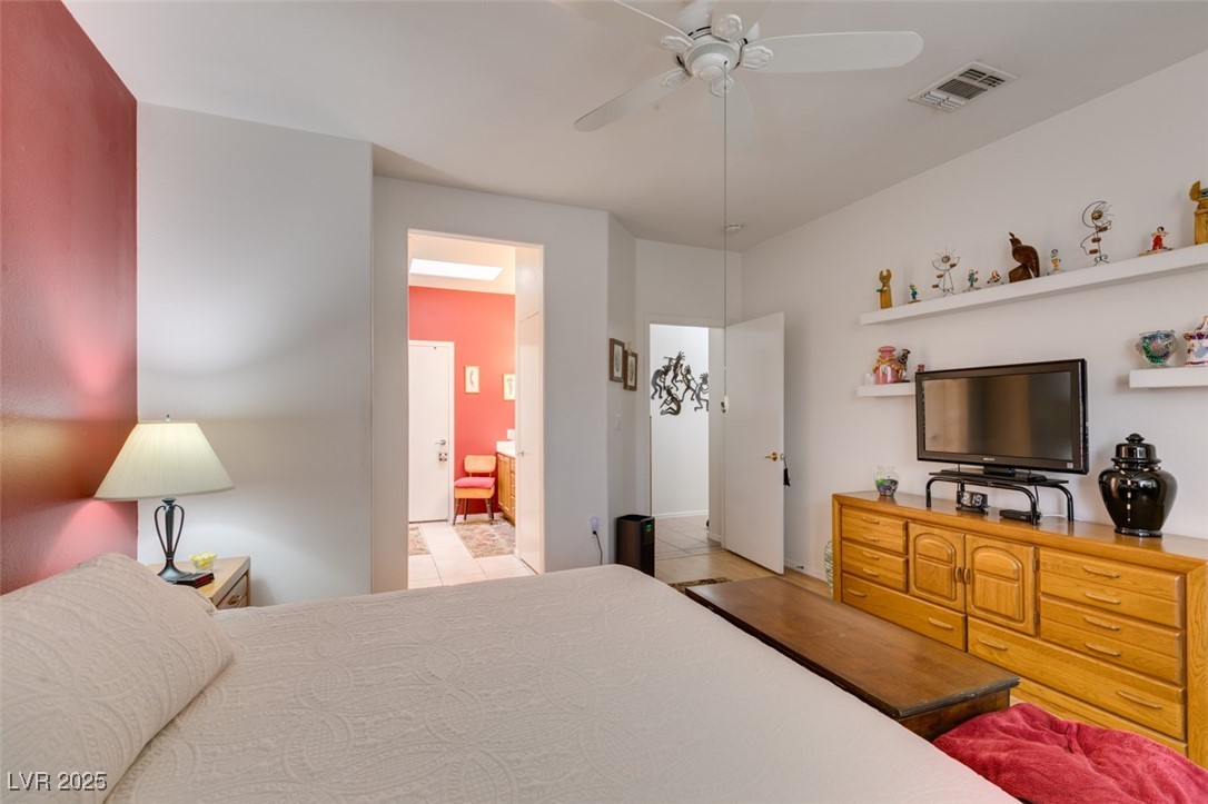 2120 Desert Woods Drive Property Photo 14
