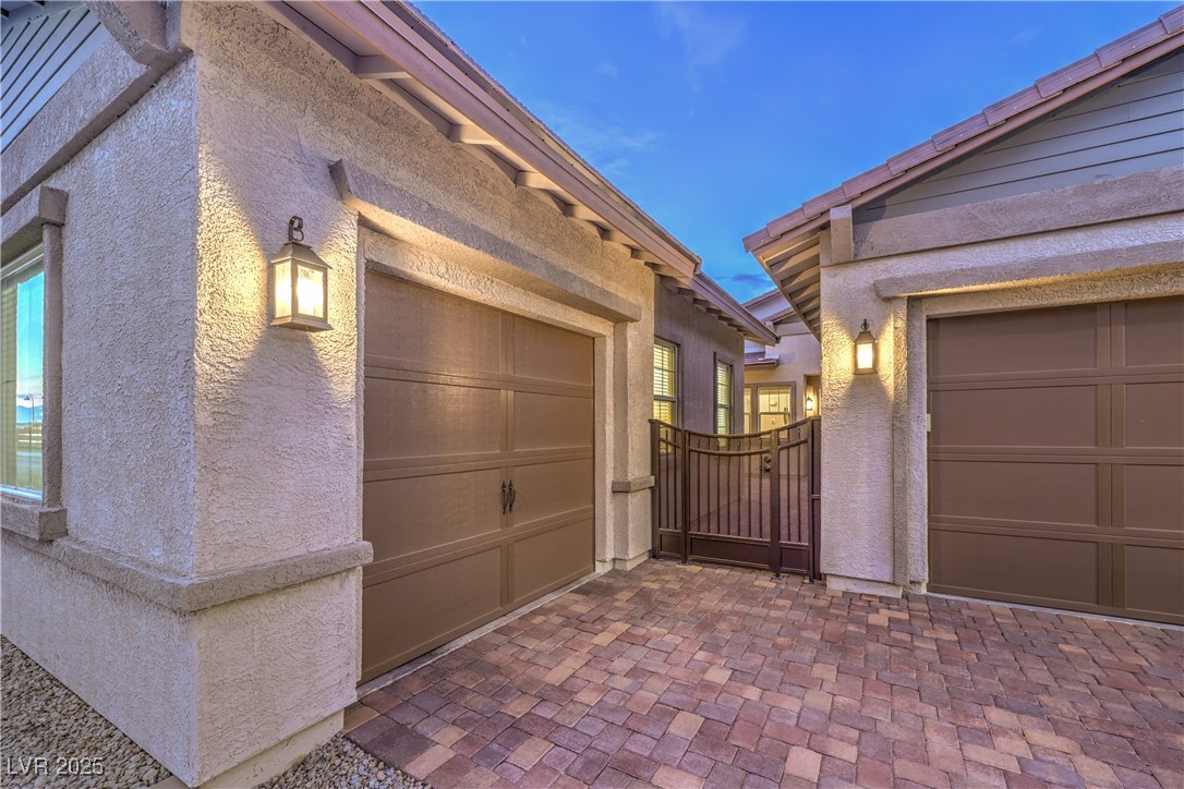 326 Beethoven Ridge Drive Property Photo 3