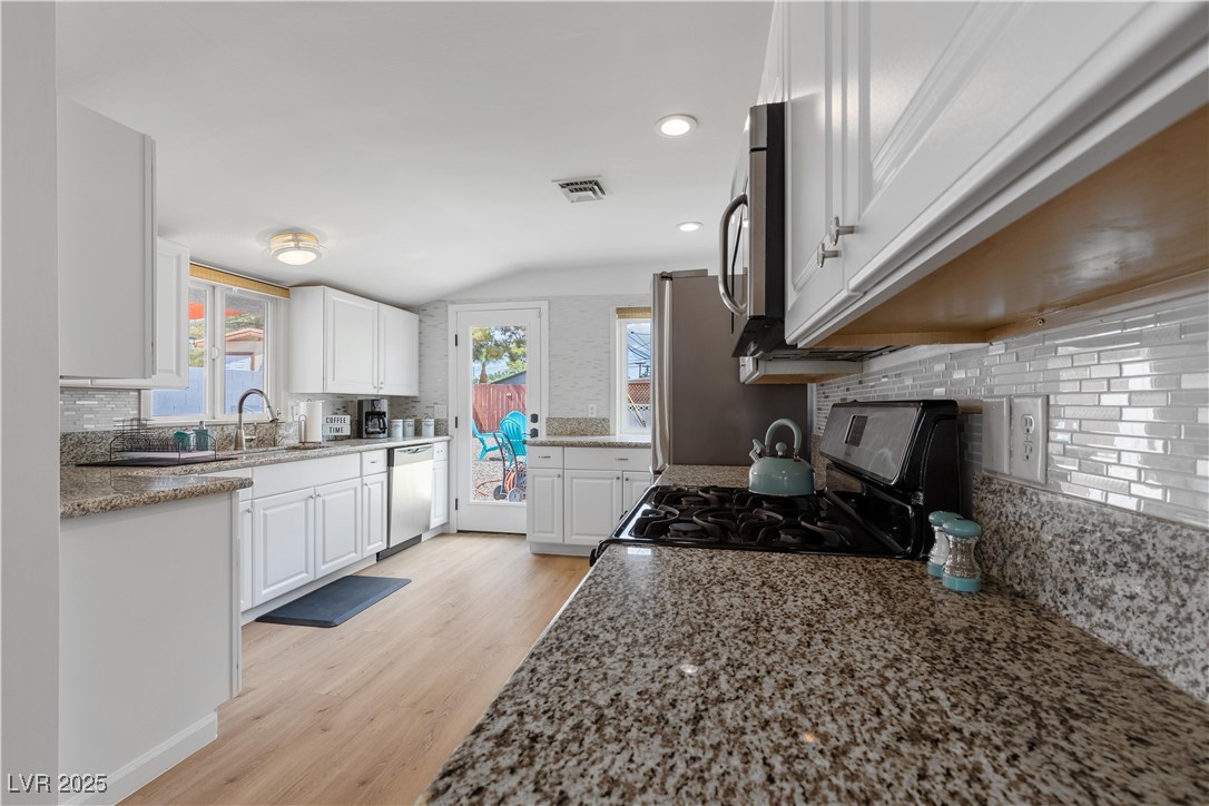 1013 Francis Avenue Property Photo 13