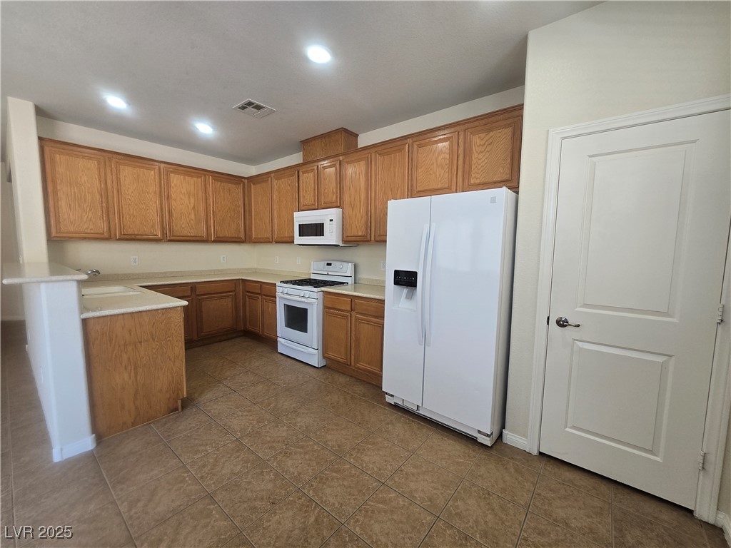 9312 Gold Dove Court Property Photo 11