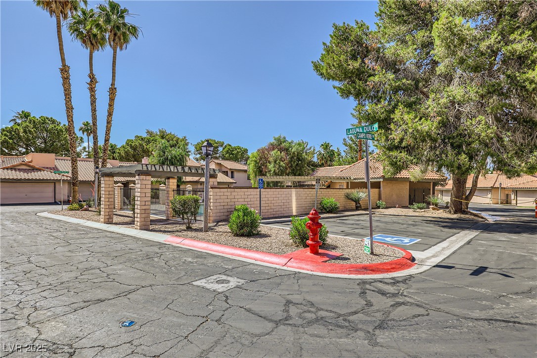 2708 Campo Verde Drive Property Photo 15