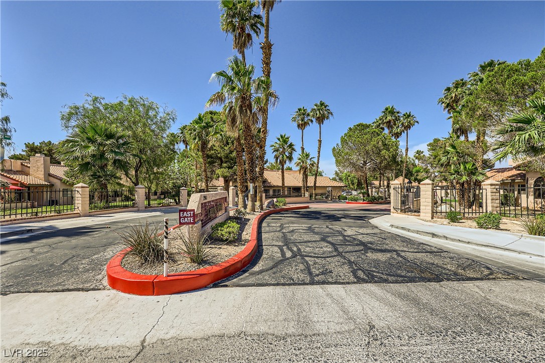 2708 Campo Verde Drive Property Photo 17