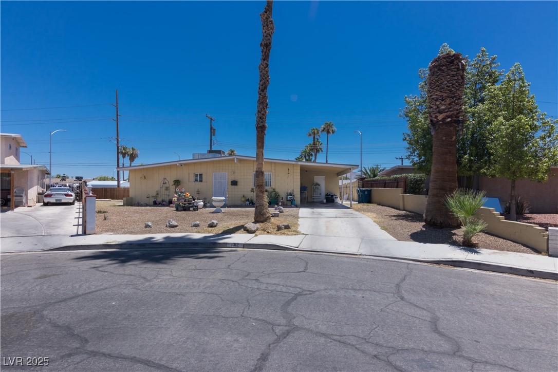 1312 Denarius Circle Property Photo 1