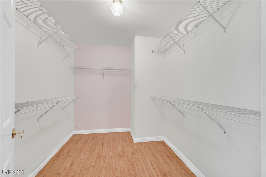 5429 Sweet Shade Street Property Photo 14