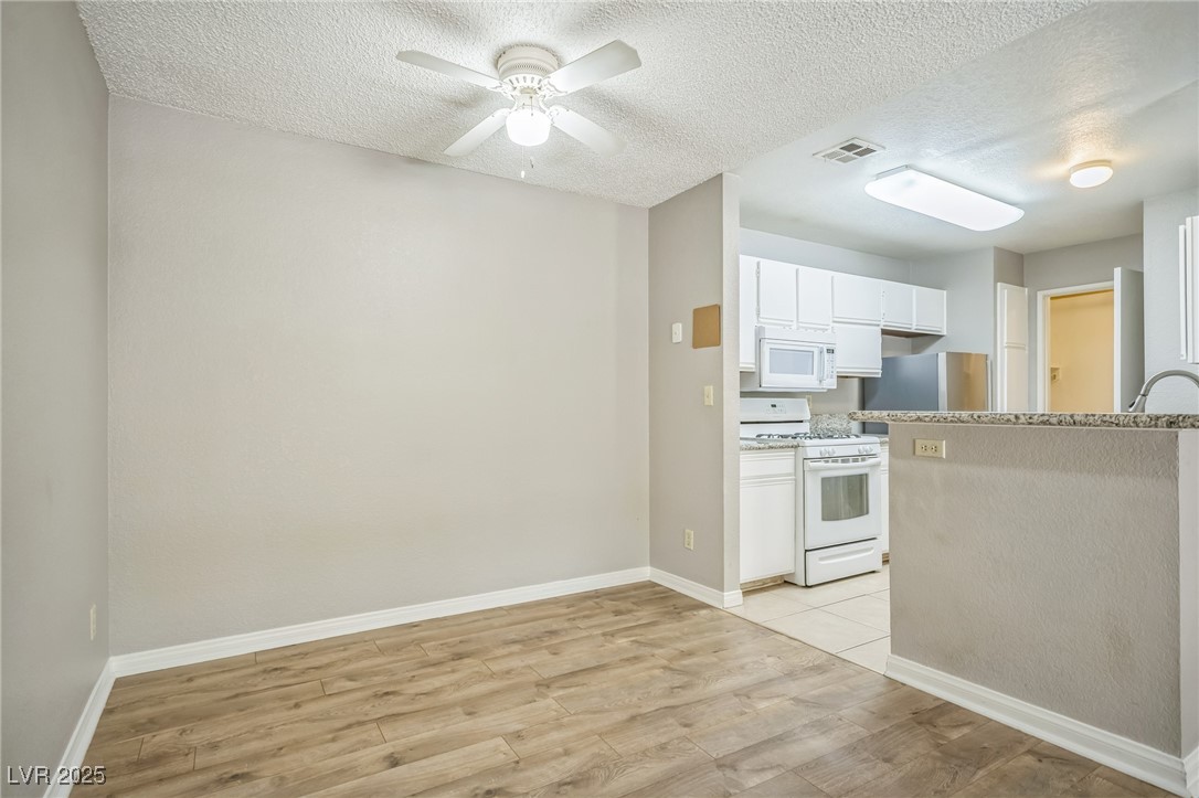 2200 South Fort Apache Road 1249 Property Photo 6