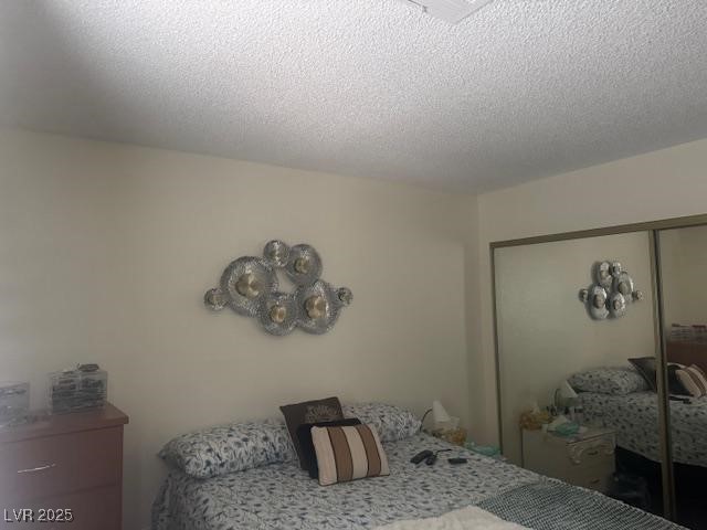 2108 Willowbury Drive B Property Photo 12