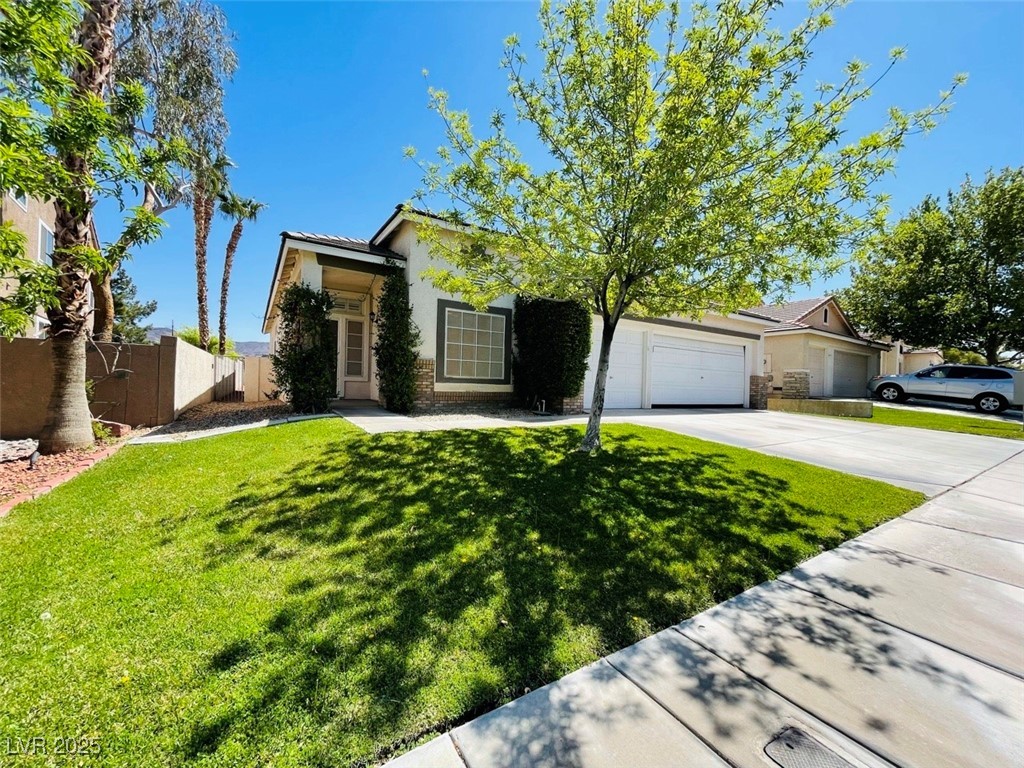 1855 Desert Forest Way Property Photo 1