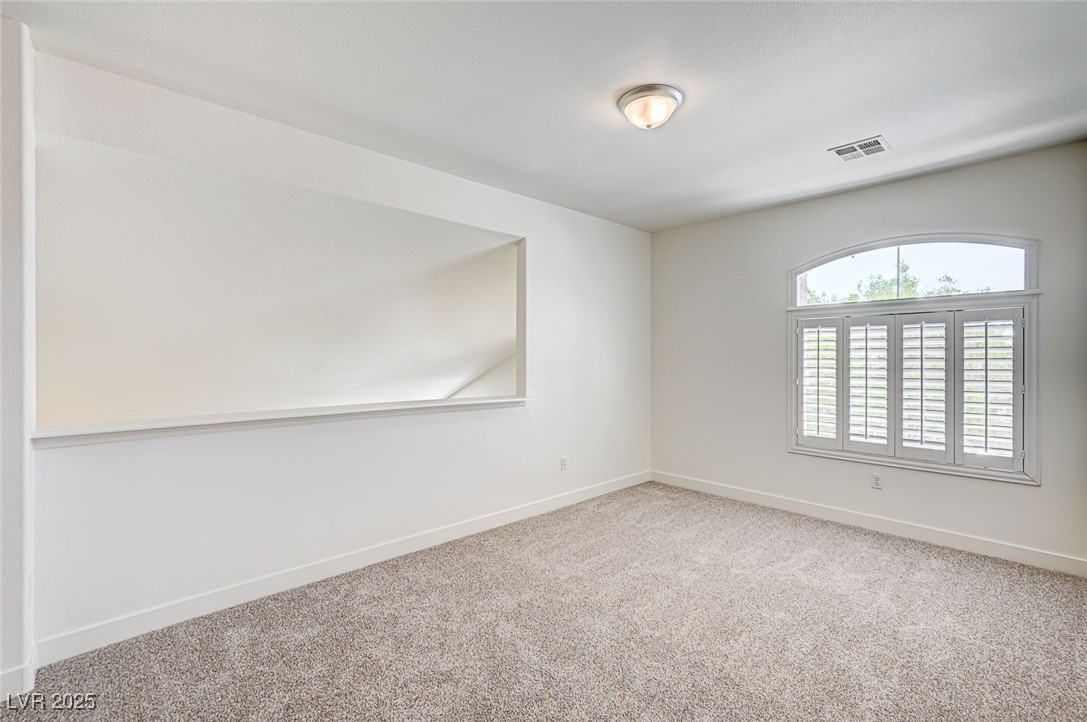 301 Lakewood Garden Drive Property Photo 34