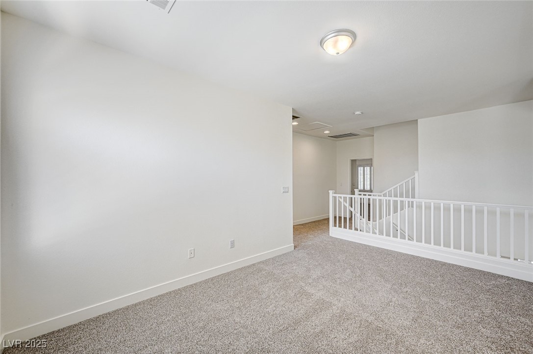 301 Lakewood Garden Drive Property Photo 35