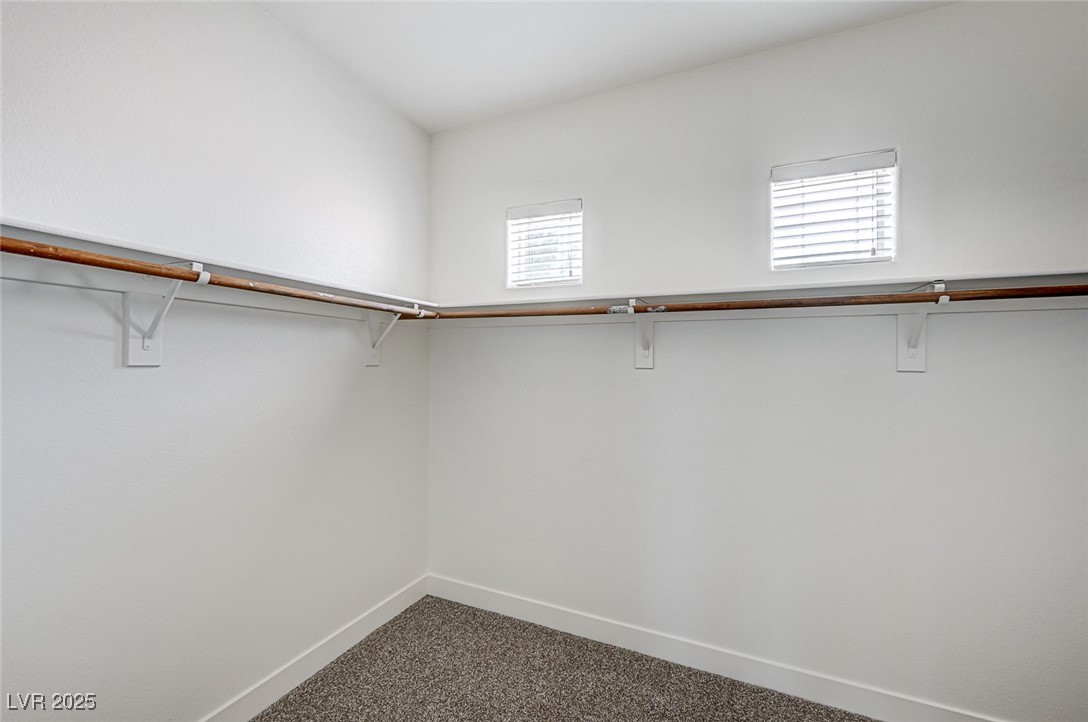 301 Lakewood Garden Drive Property Photo 44