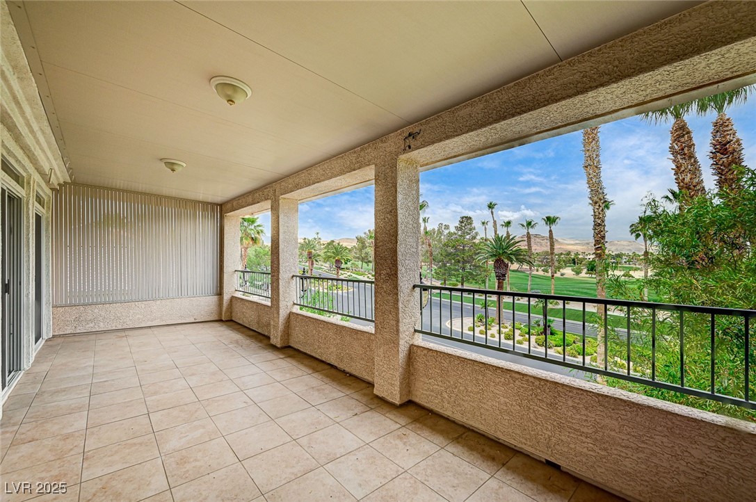 301 Lakewood Garden Drive Property Photo 46