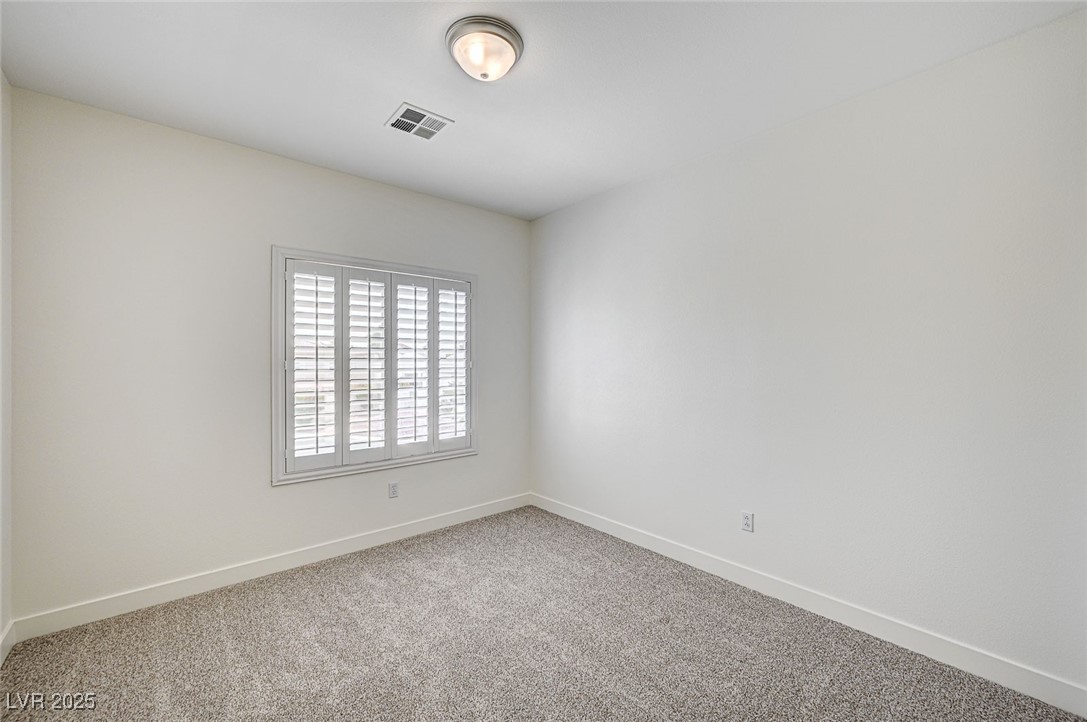 301 Lakewood Garden Drive Property Photo 54