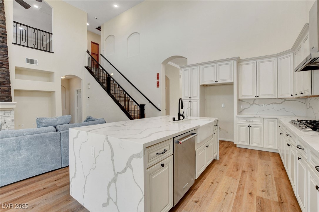 3618 Auckland Castle Street Property Photo 16