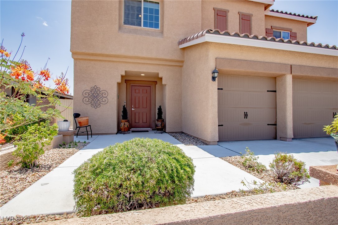 1699 Sonoran Bluff Avenue Property Photo 3