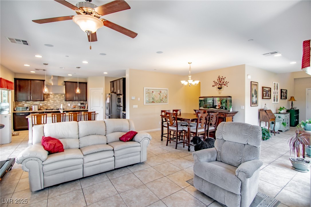 1699 Sonoran Bluff Avenue Property Photo 15