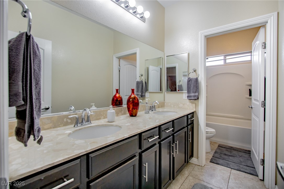 1699 Sonoran Bluff Avenue Property Photo 24