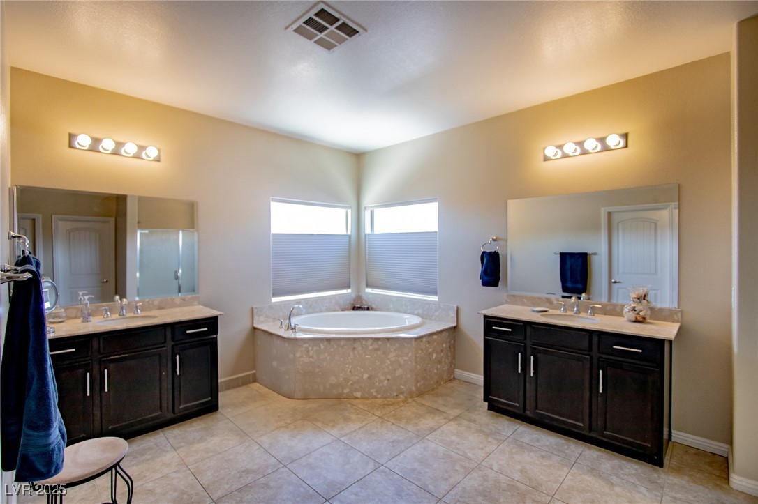 1699 Sonoran Bluff Avenue Property Photo 38