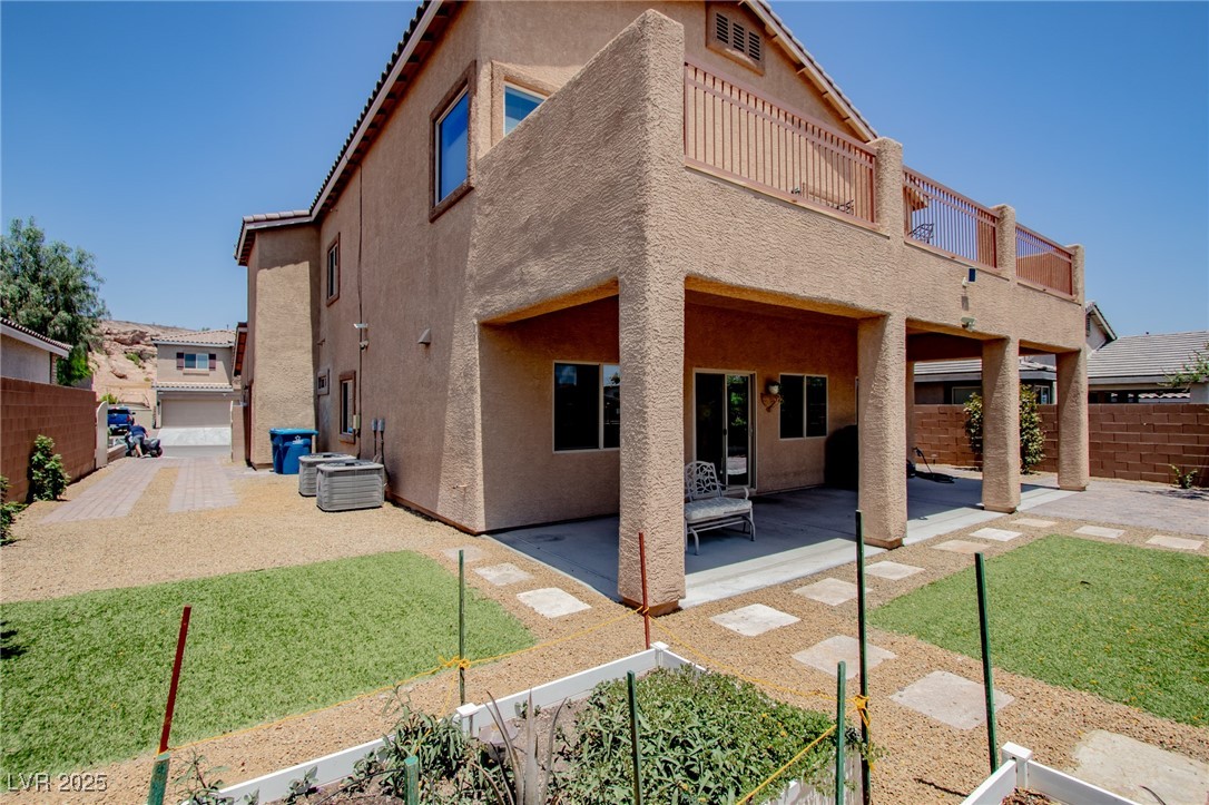 1699 Sonoran Bluff Avenue Property Photo 46