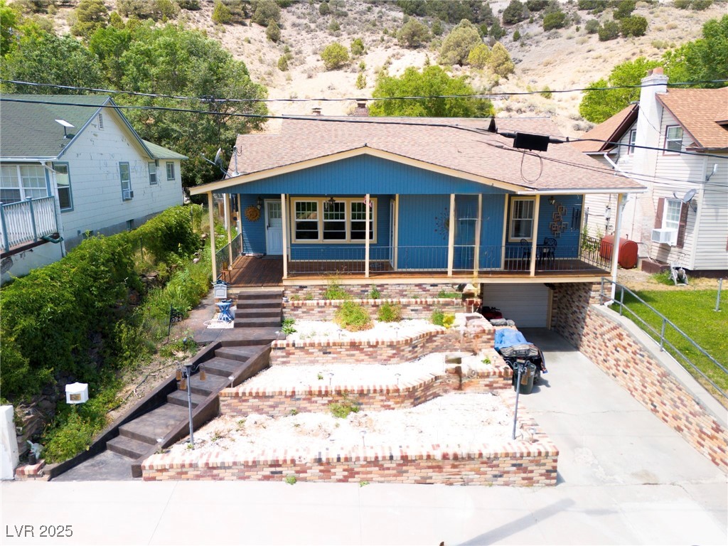 944 Pine Street Property Photo 1