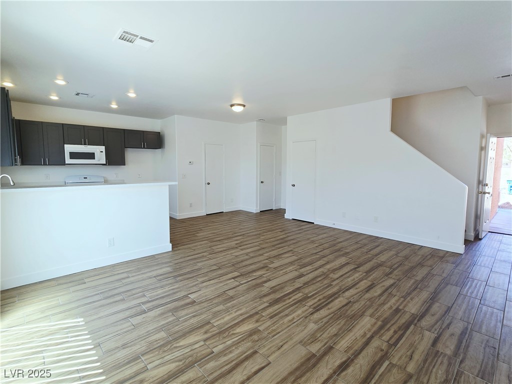1928 Salvation Street Property Photo 1