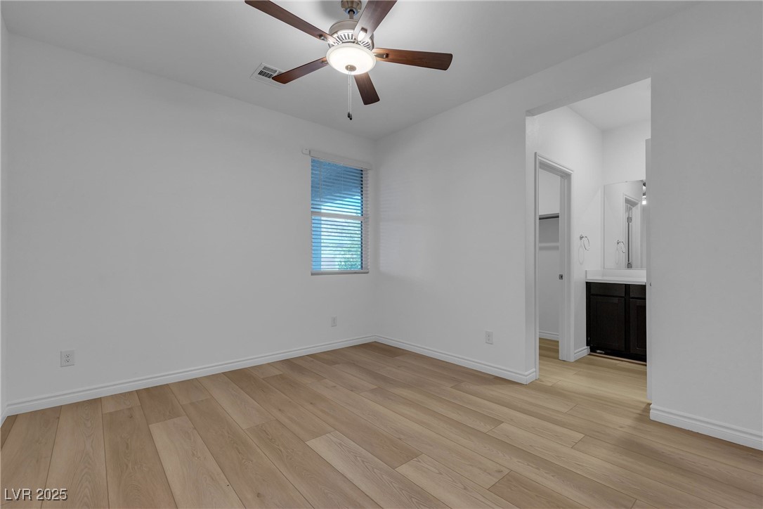 9570 Thistle Creek Avenue Property Photo 10