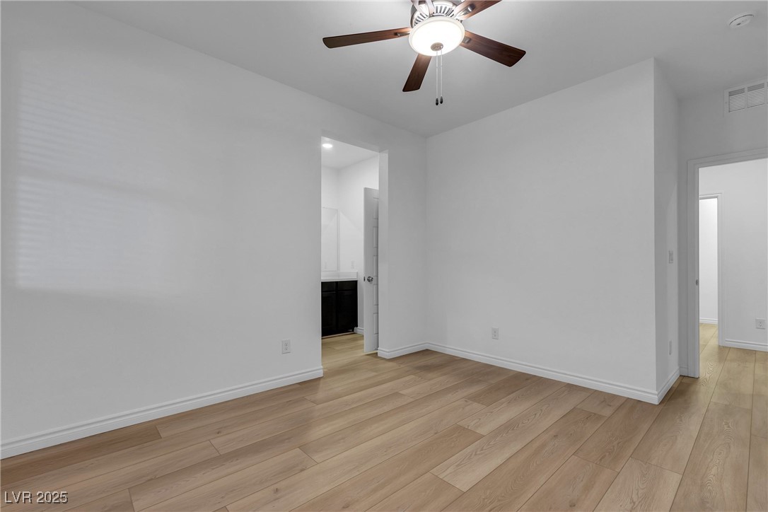 9570 Thistle Creek Avenue Property Photo 11