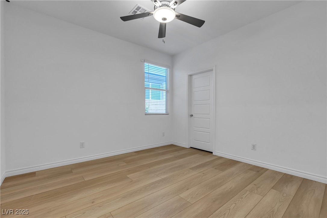 9570 Thistle Creek Avenue Property Photo 19