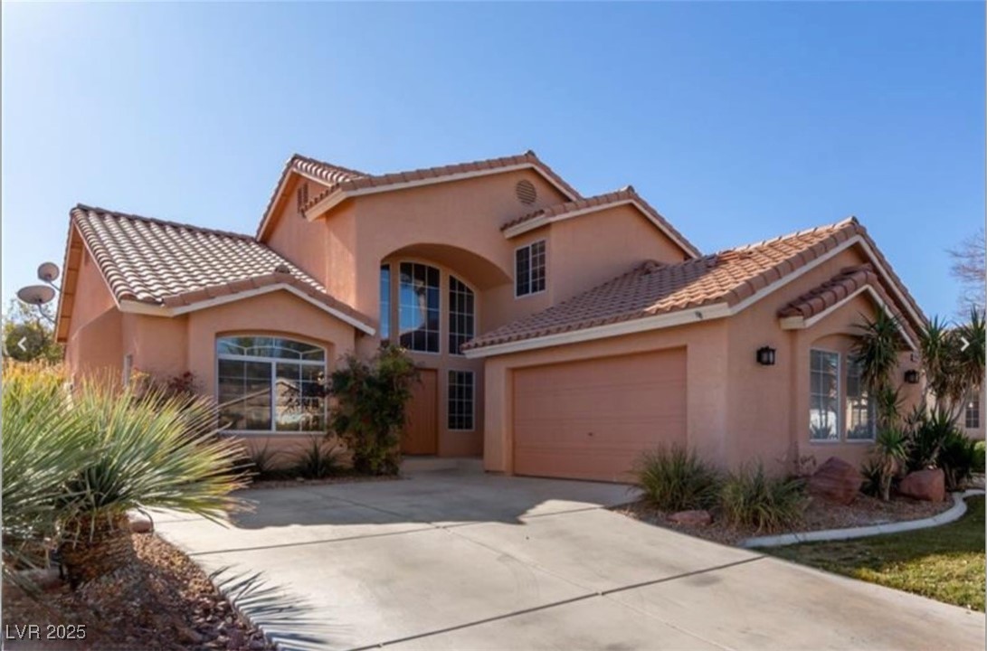 2143 Vista Famosa Court Property Photo