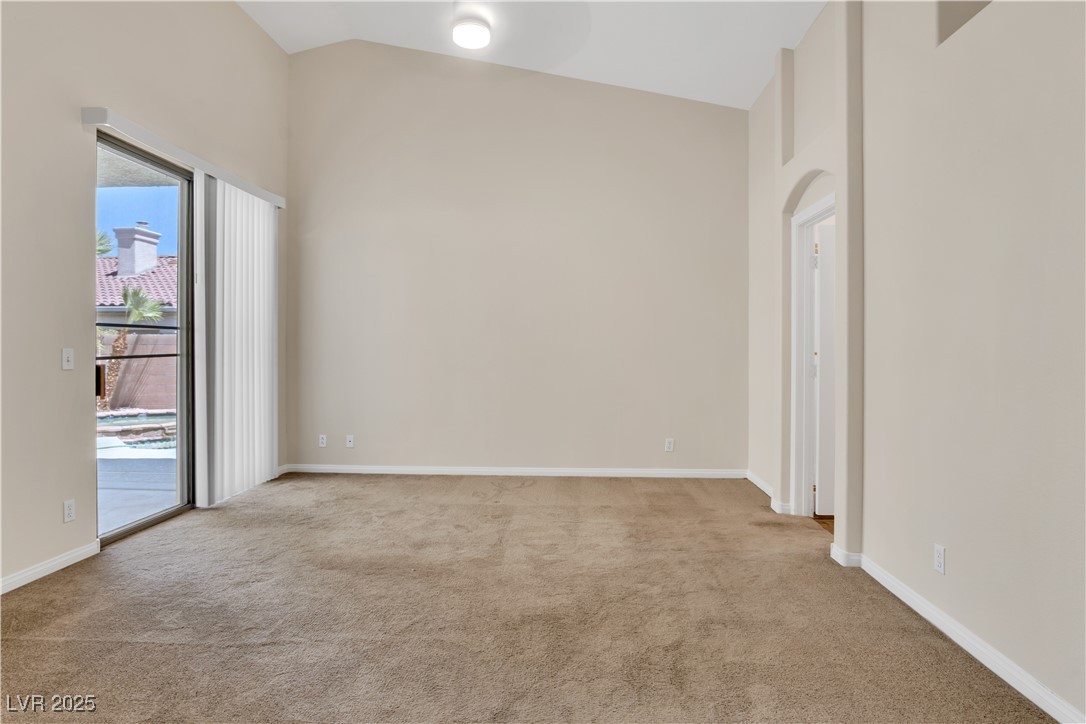 8940 Emery Lake Street Property Photo 11