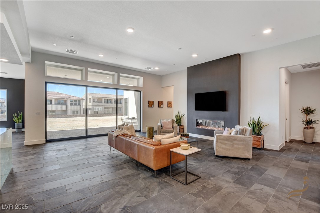 12103 Canyon Sunset Street Property Photo 12
