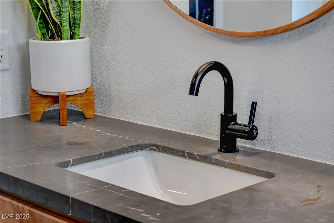 12103 Canyon Sunset Street Property Photo 42