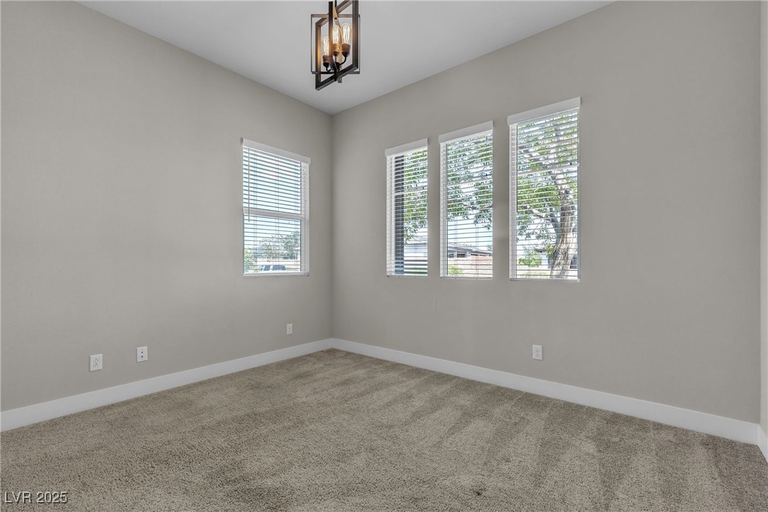 4829 East Beacon Ridge Drive Property Photo 8