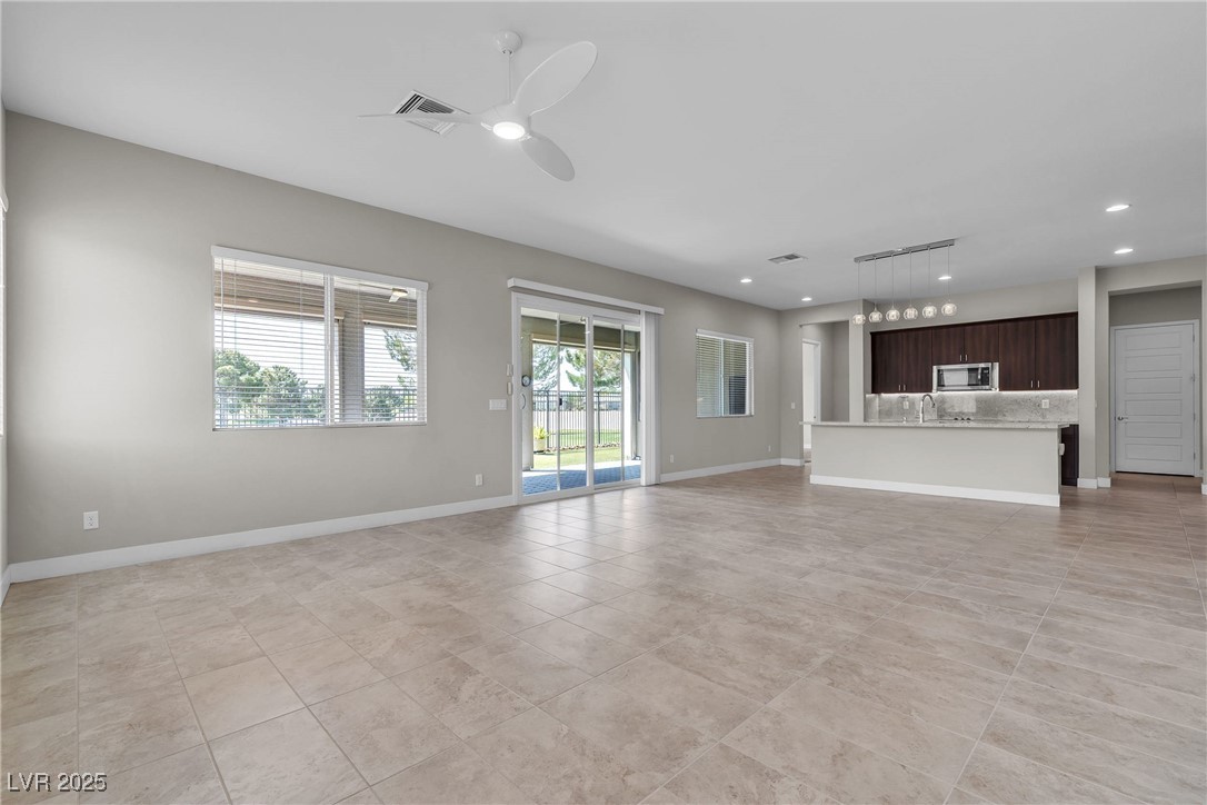 4829 East Beacon Ridge Drive Property Photo 17