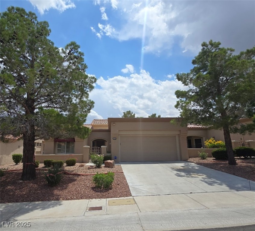 9329 Fresh Spring Drive Property Photo 45