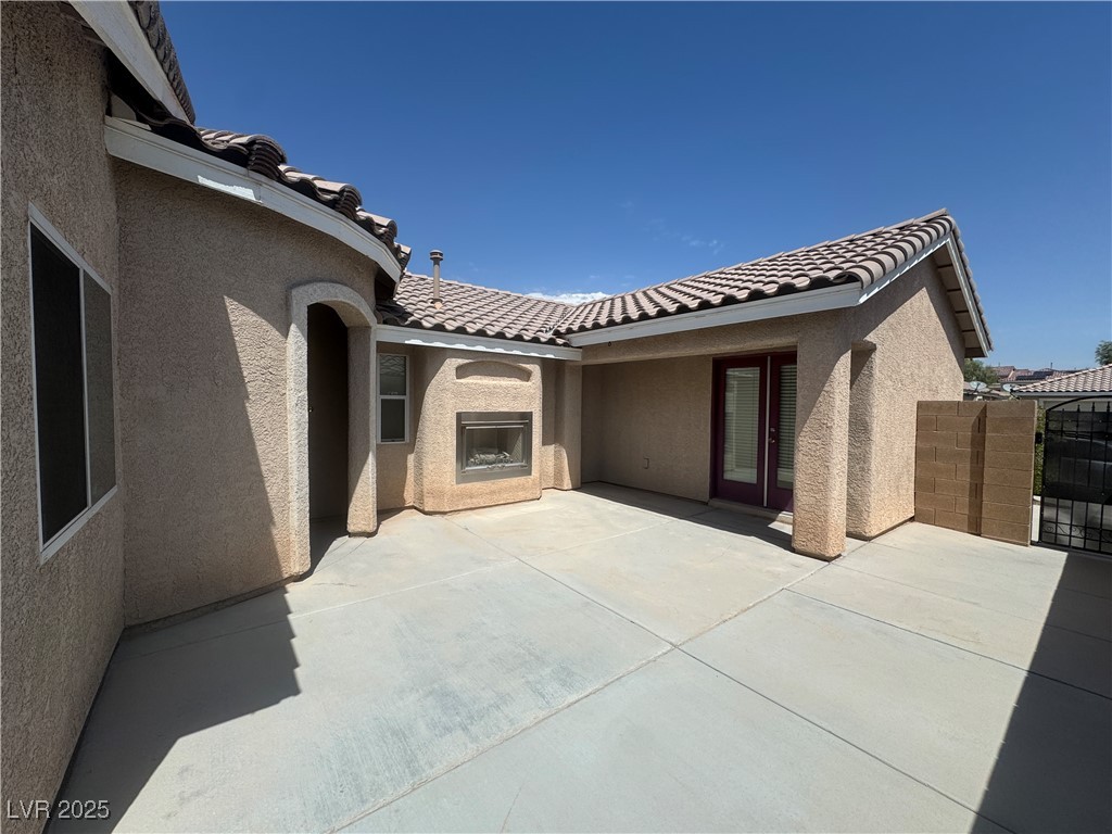 5935 Sierra Medina Avenue Property Photo 2