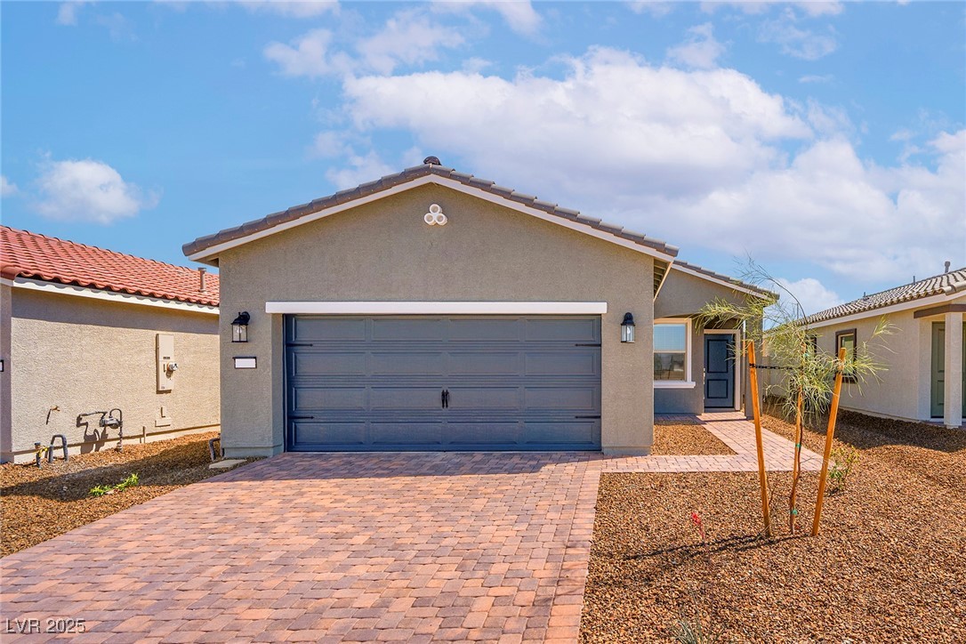 6743 Violet Cascade Avenue Property Photo 1